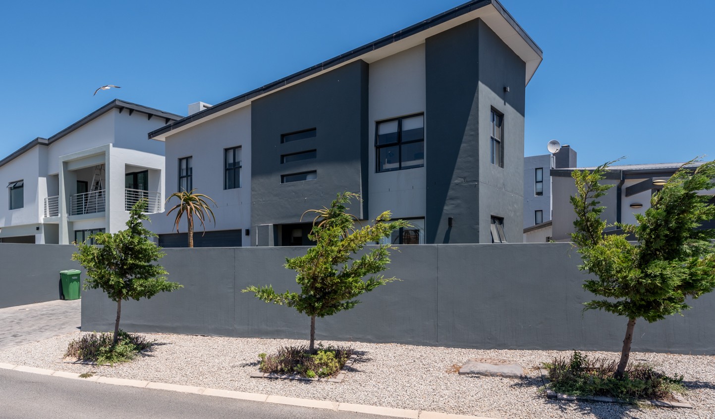 4 Bedroom Property for Sale in Calypso Beach Western Cape